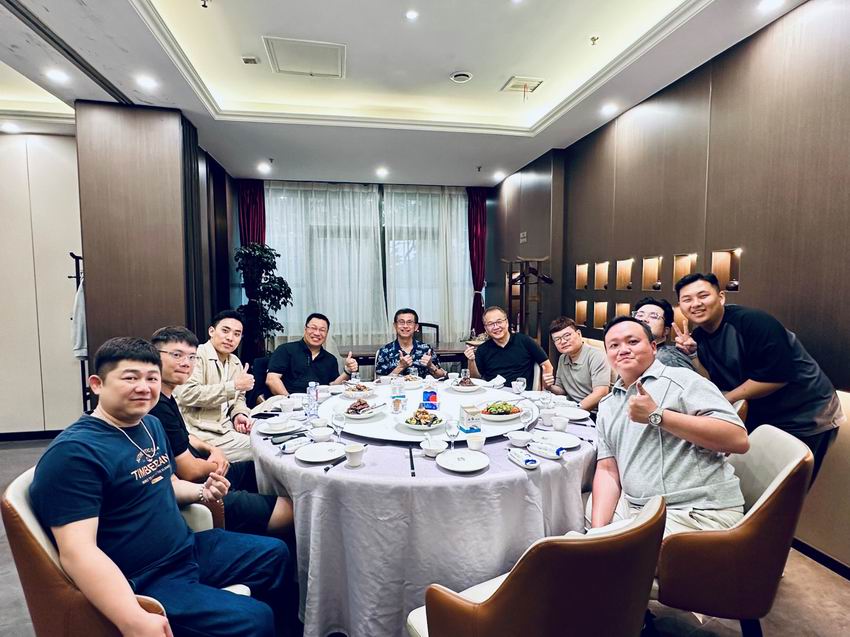 1756791810969893.jpg 2.jpg